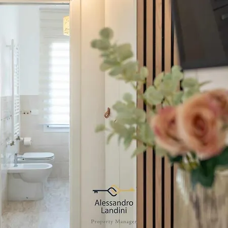 Apartament Casa Lorena Centralissimaparking Privato
